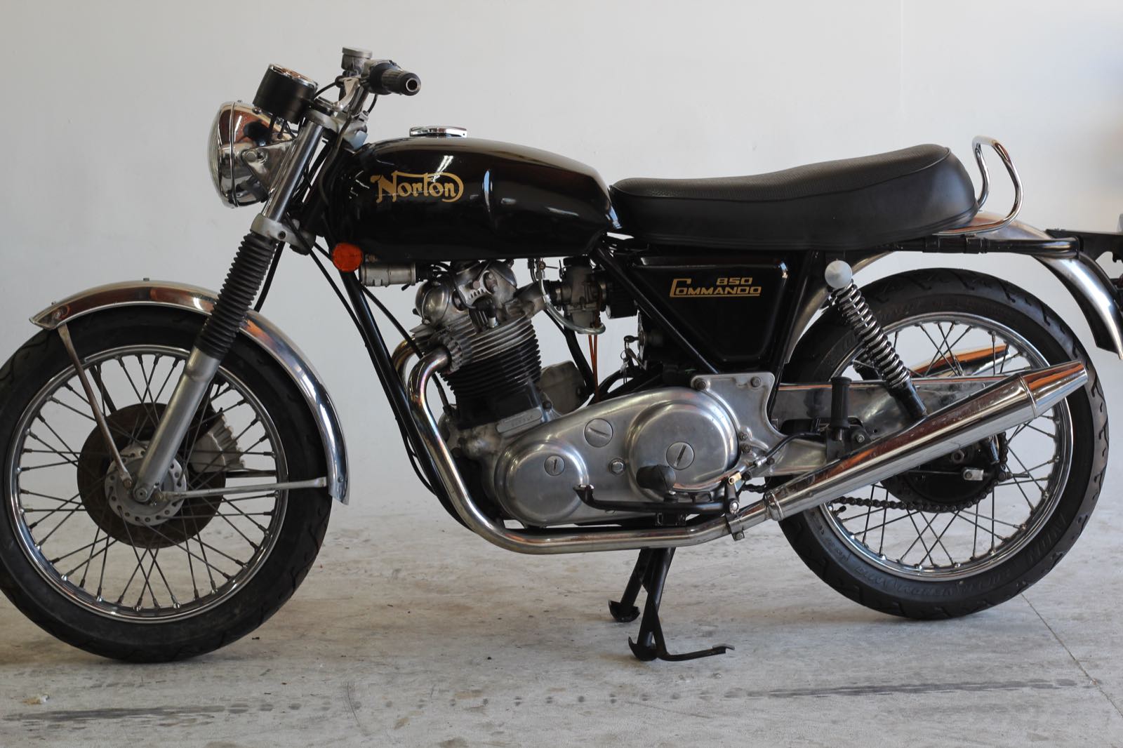 1973 Norton Commando 850 (1 of 8)
