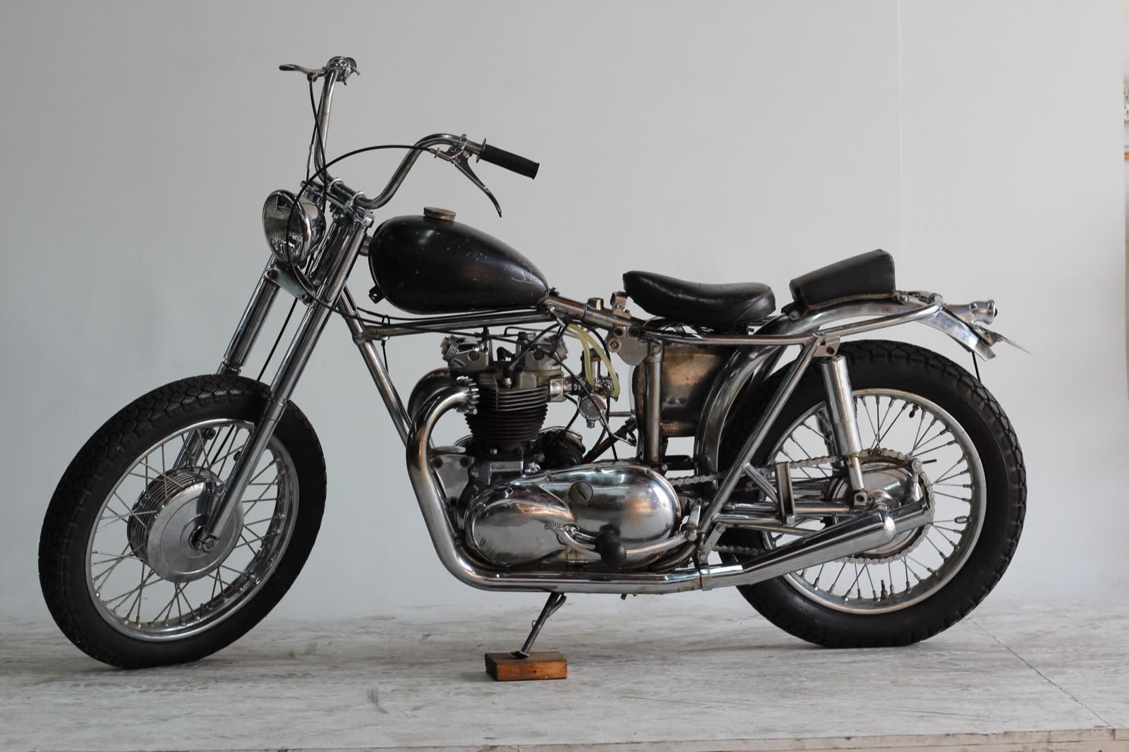1962 Triumph Chrome Street Bike